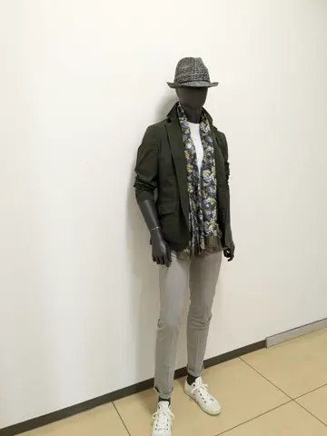 JOSEPH ABBOUD 大久 コーディネート画像