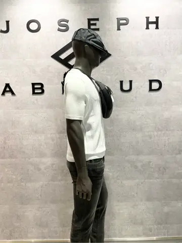 JOSEPH ABBOUD 東　 コーディネート画像