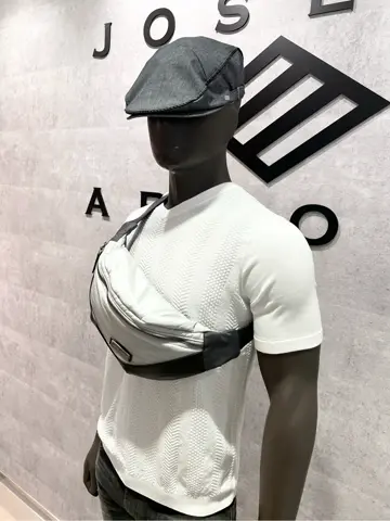 JOSEPH ABBOUD 東　 コーディネート画像