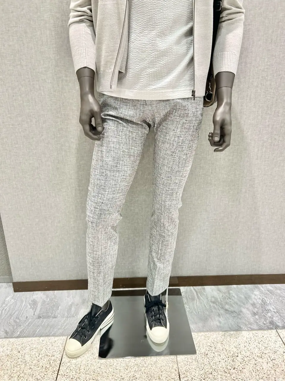 JOSEPH ABBOUD 上田 コーディネート画像