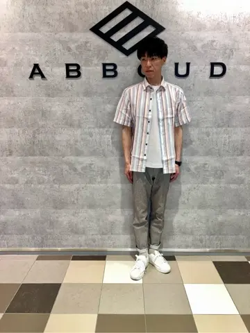 JOSEPH ABBOUD 足立 コーディネート画像