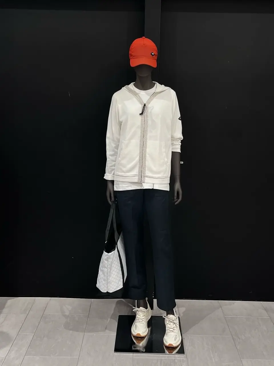 JOSEPH ABBOUD 長塚 コーディネート画像