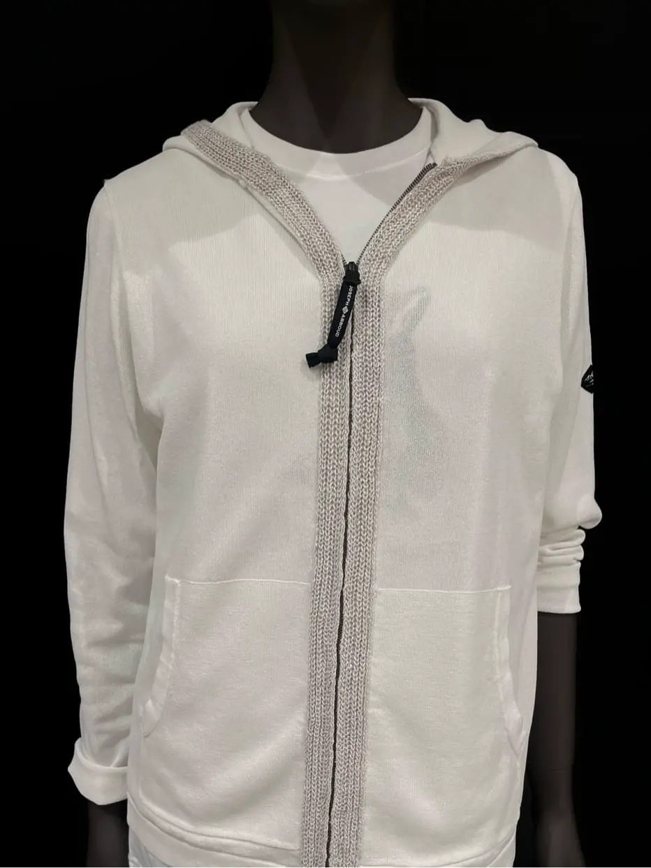 JOSEPH ABBOUD 長塚 コーディネート画像