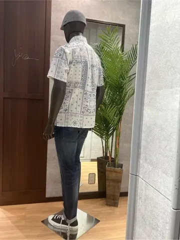 JOSEPH ABBOUD 上條 コーディネート画像