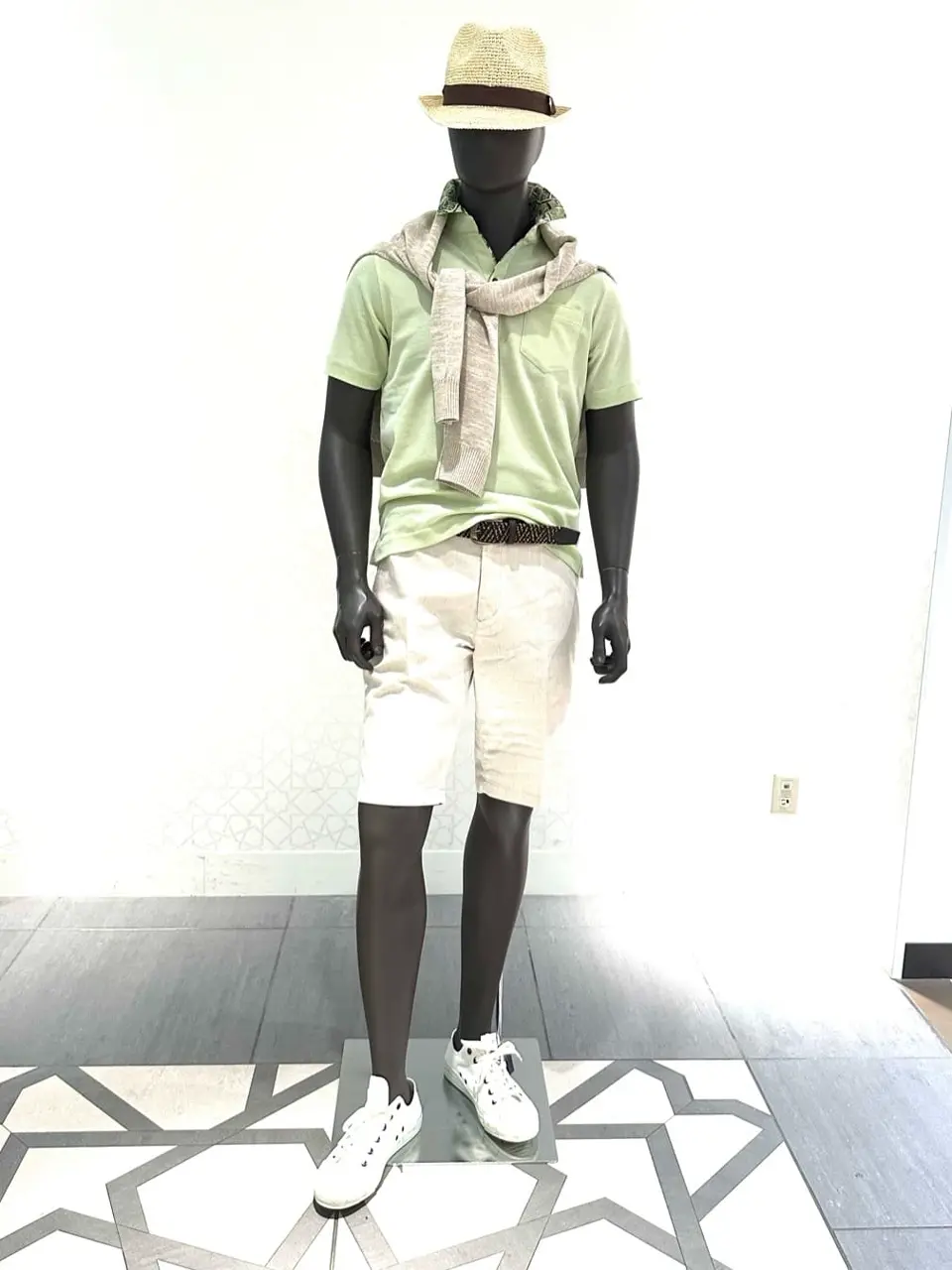 JOSEPH ABBOUD 石川 コーディネート画像