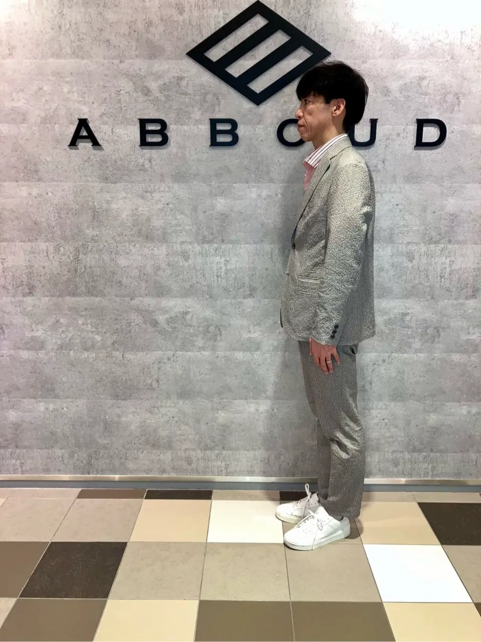 JOSEPH ABBOUD 足立 コーディネート画像