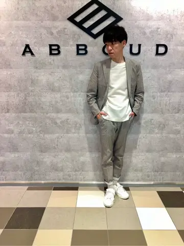 JOSEPH ABBOUD 足立 コーディネート画像