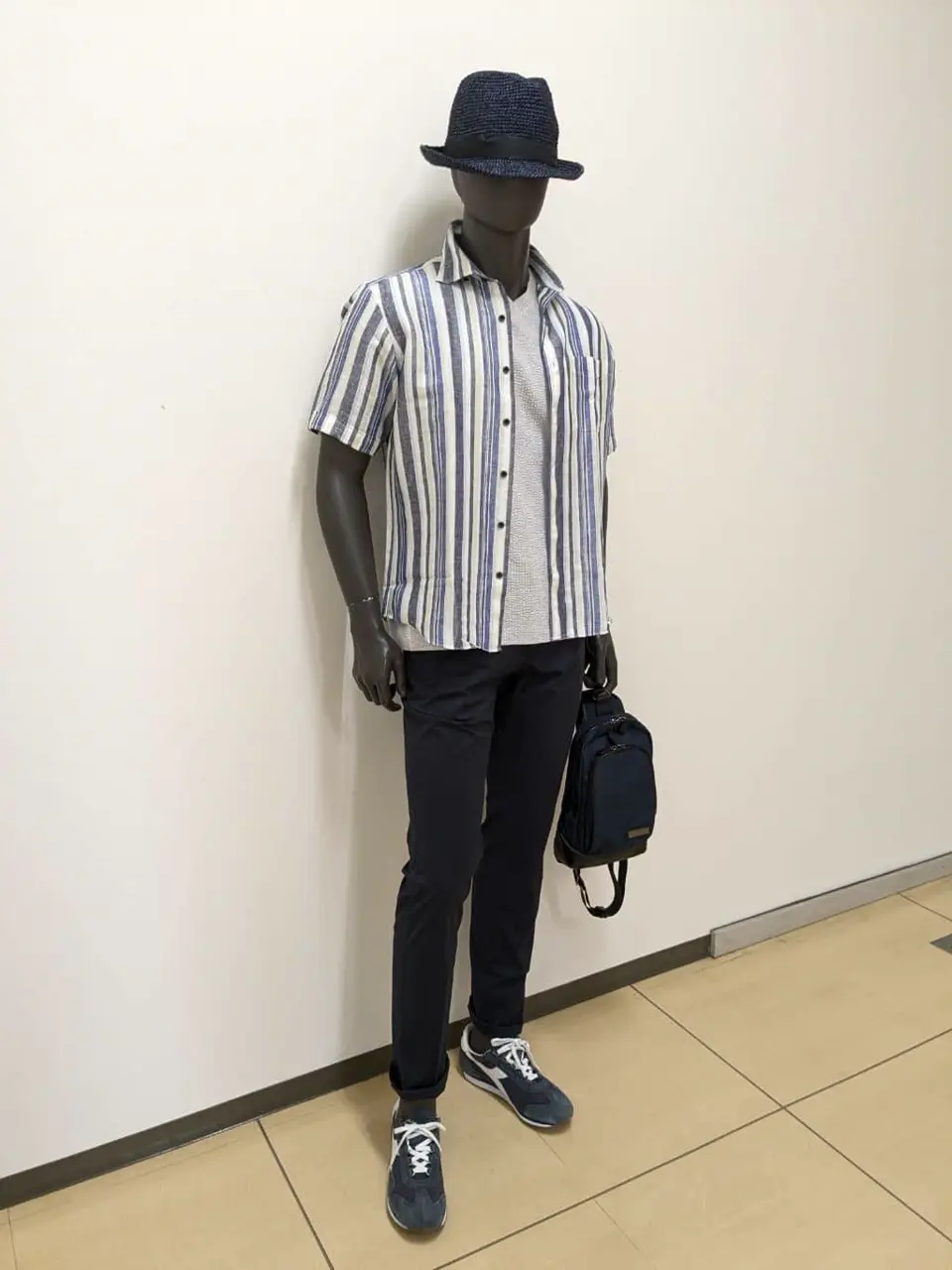 JOSEPH ABBOUD 大久 コーディネート画像