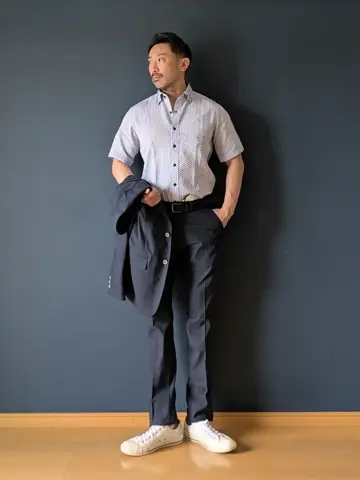 JOSEPH ABBOUD 安東 コーディネート画像