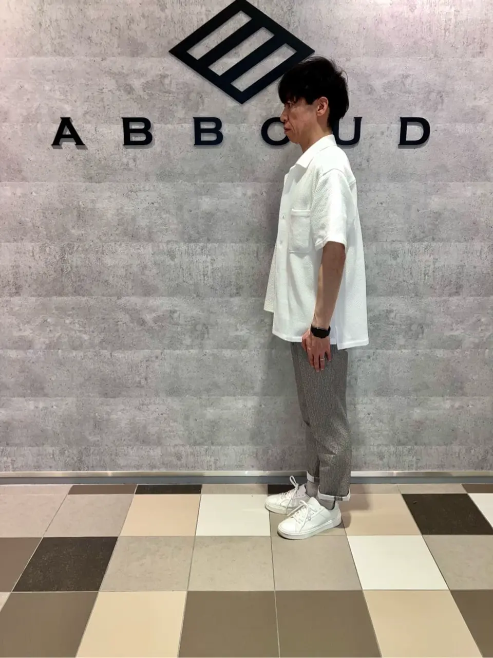 JOSEPH ABBOUD 足立 コーディネート画像