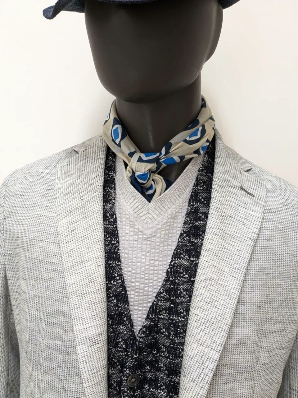 JOSEPH ABBOUD 大久 コーディネート画像