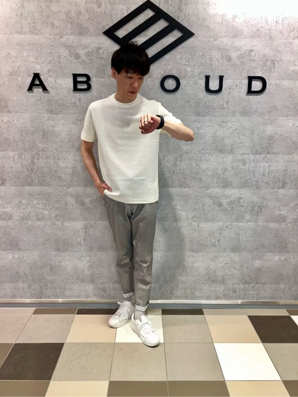 JOSEPH ABBOUD 足立 コーディネート画像