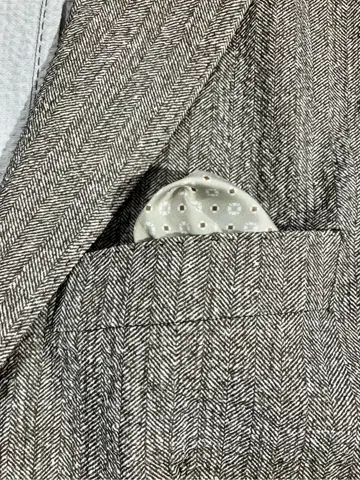 JOSEPH ABBOUD 足立 コーディネート画像