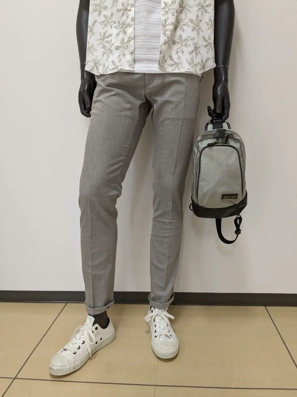 JOSEPH ABBOUD 大久 コーディネート画像