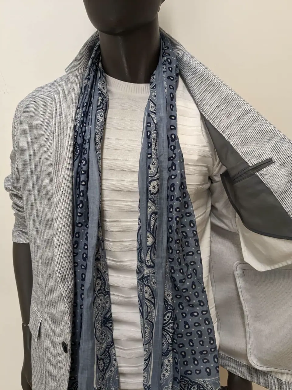 JOSEPH ABBOUD 大久 コーディネート画像