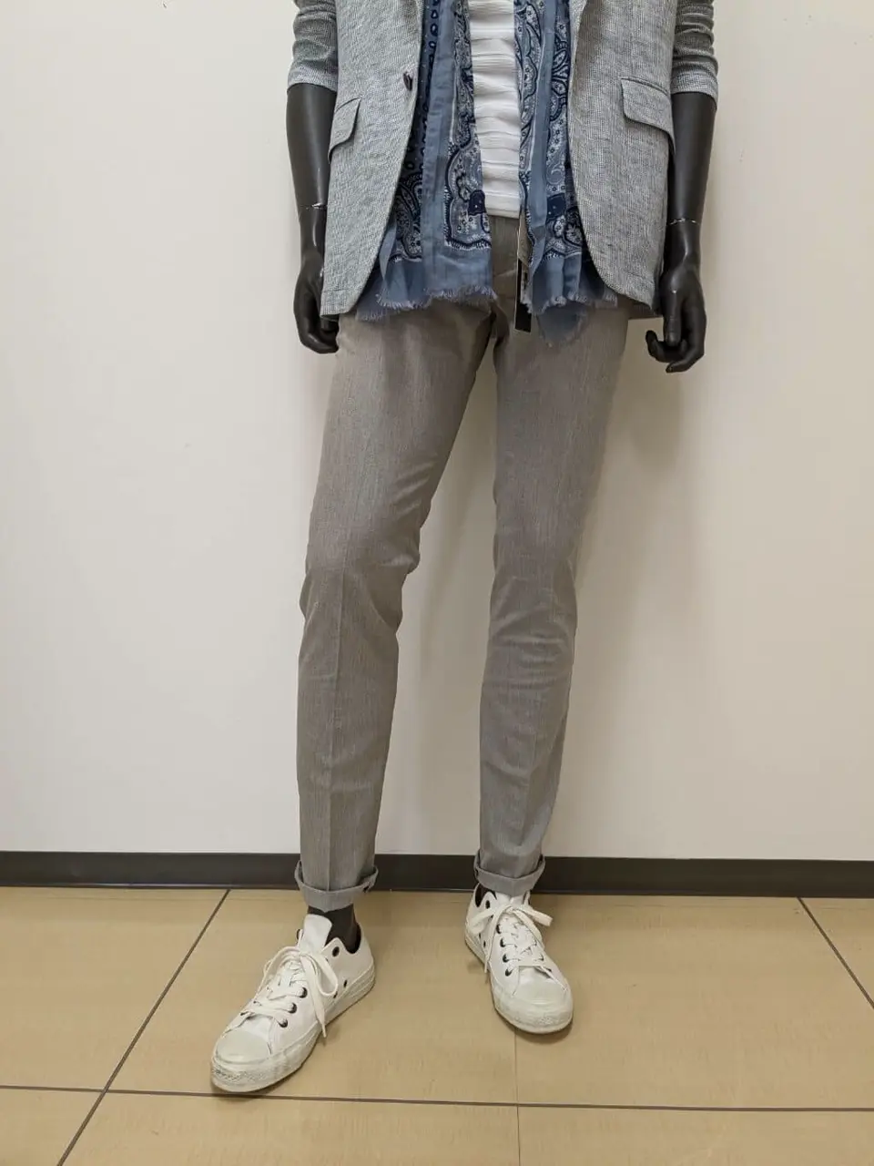 JOSEPH ABBOUD 大久 コーディネート画像