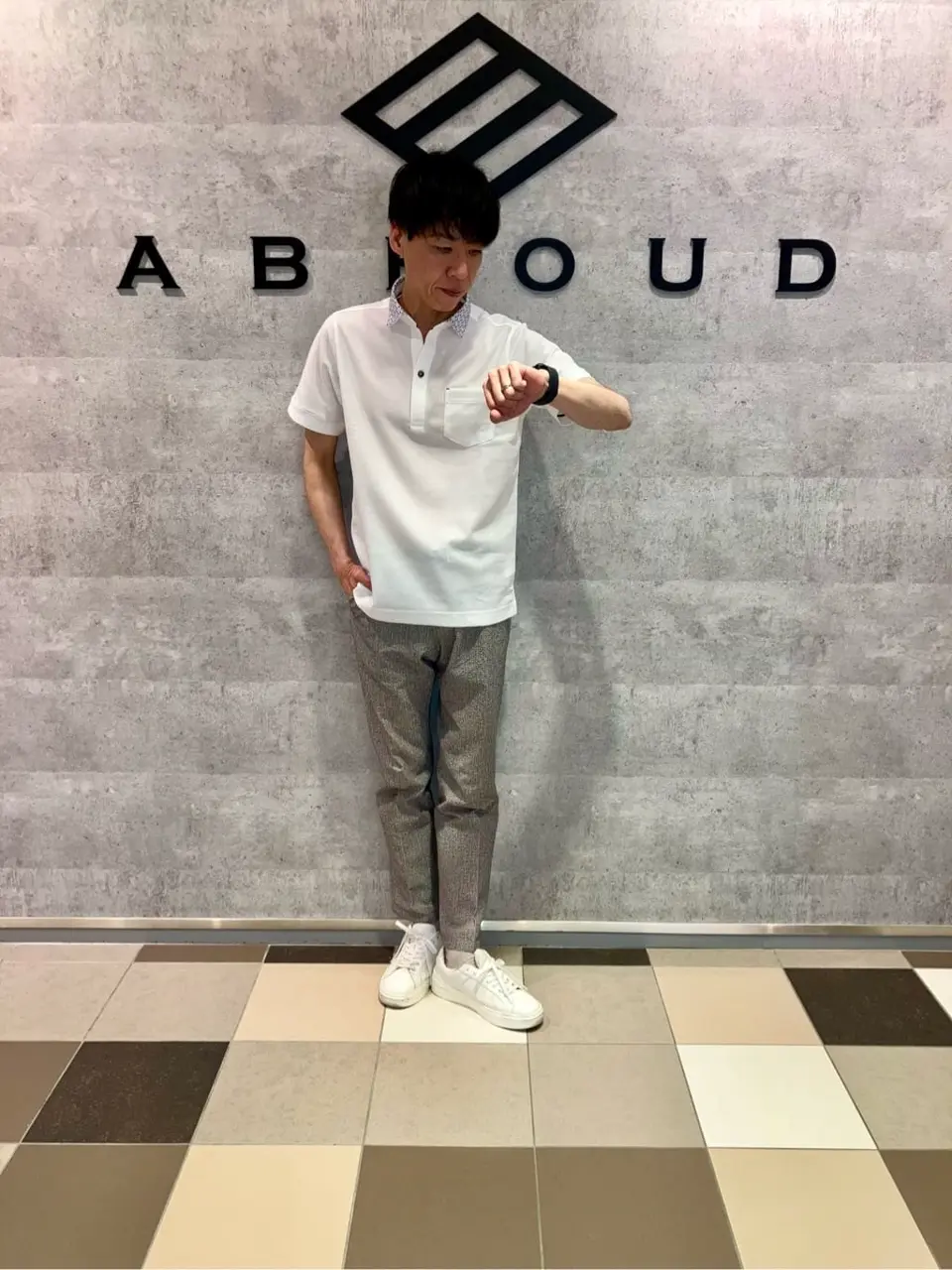 JOSEPH ABBOUD 足立 コーディネート画像