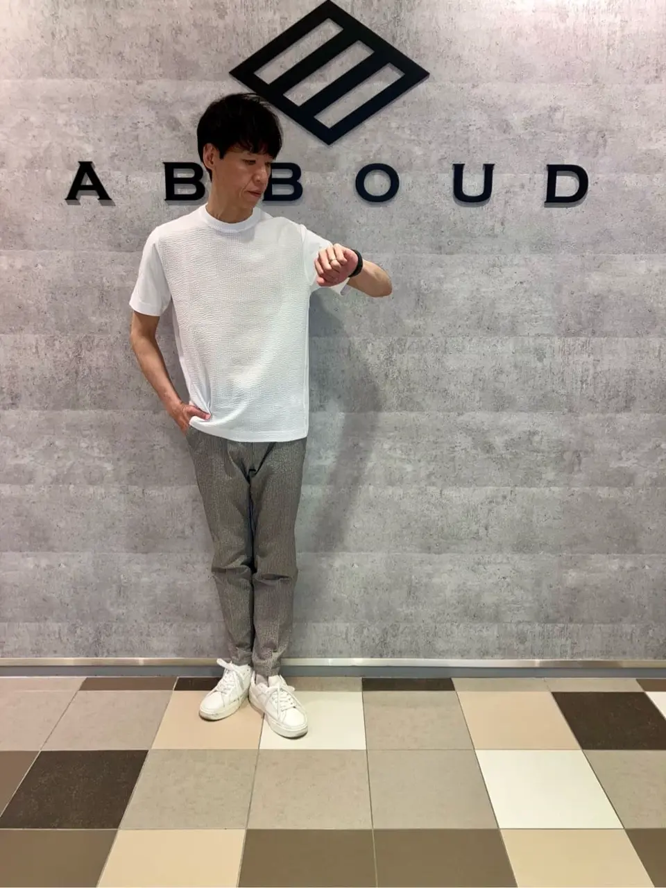 JOSEPH ABBOUD 足立 コーディネート画像