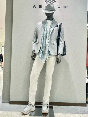 JOSEPH ABBOUD 上田 コーディネート画像