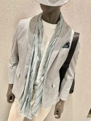 JOSEPH ABBOUD 上田 コーディネート画像
