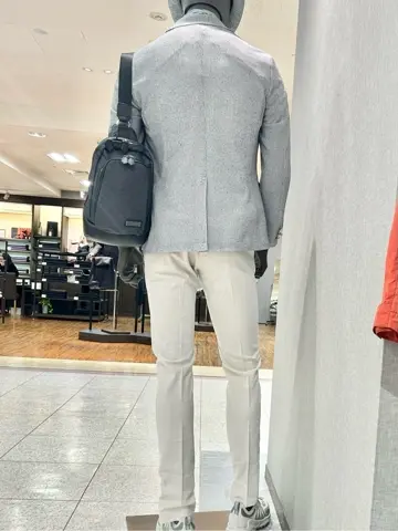 JOSEPH ABBOUD 上田 コーディネート画像