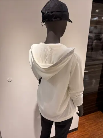 JOSEPH ABBOUD 碇 コーディネート画像