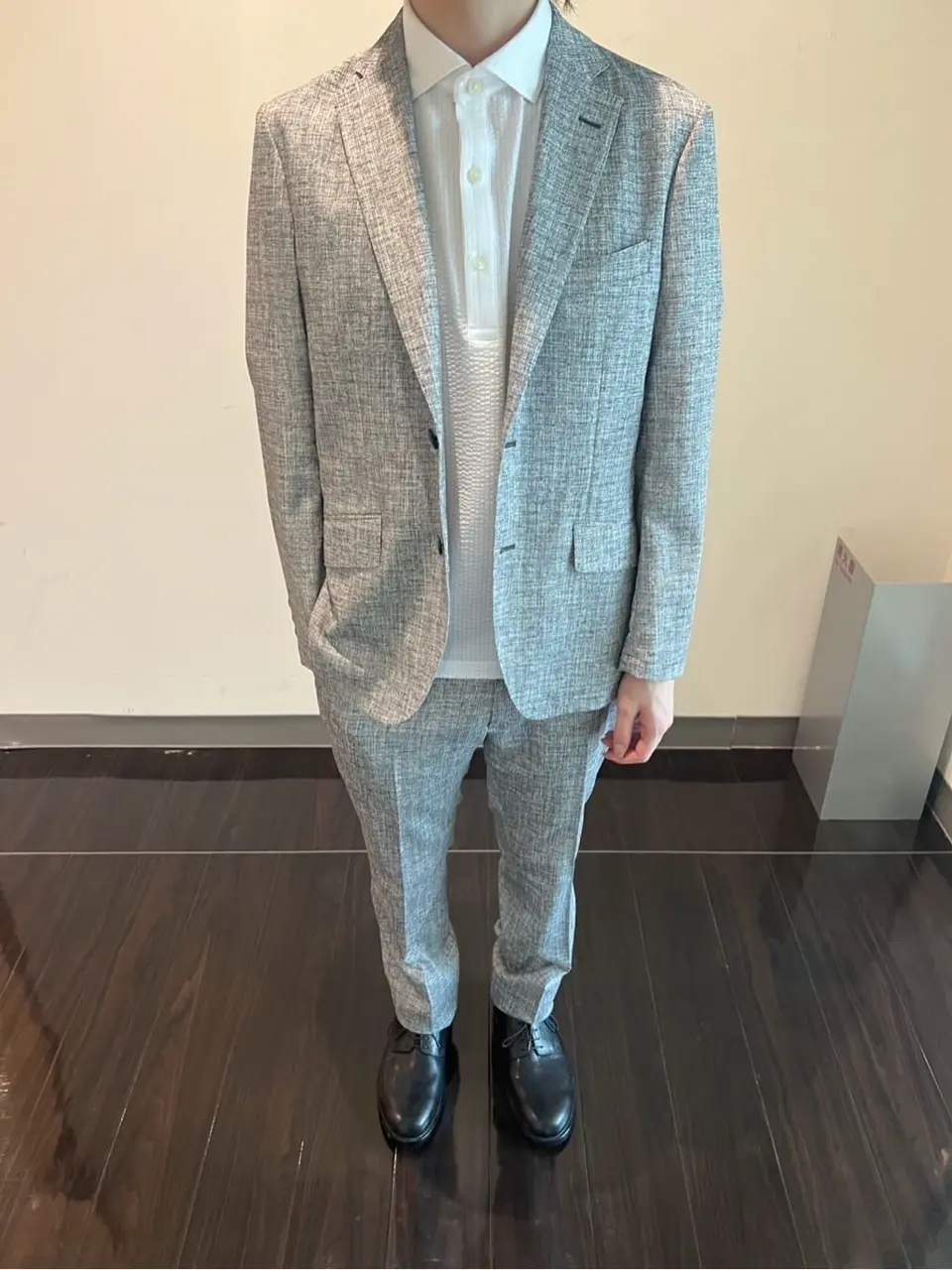 JOSEPH ABBOUD 小野 コーディネート画像