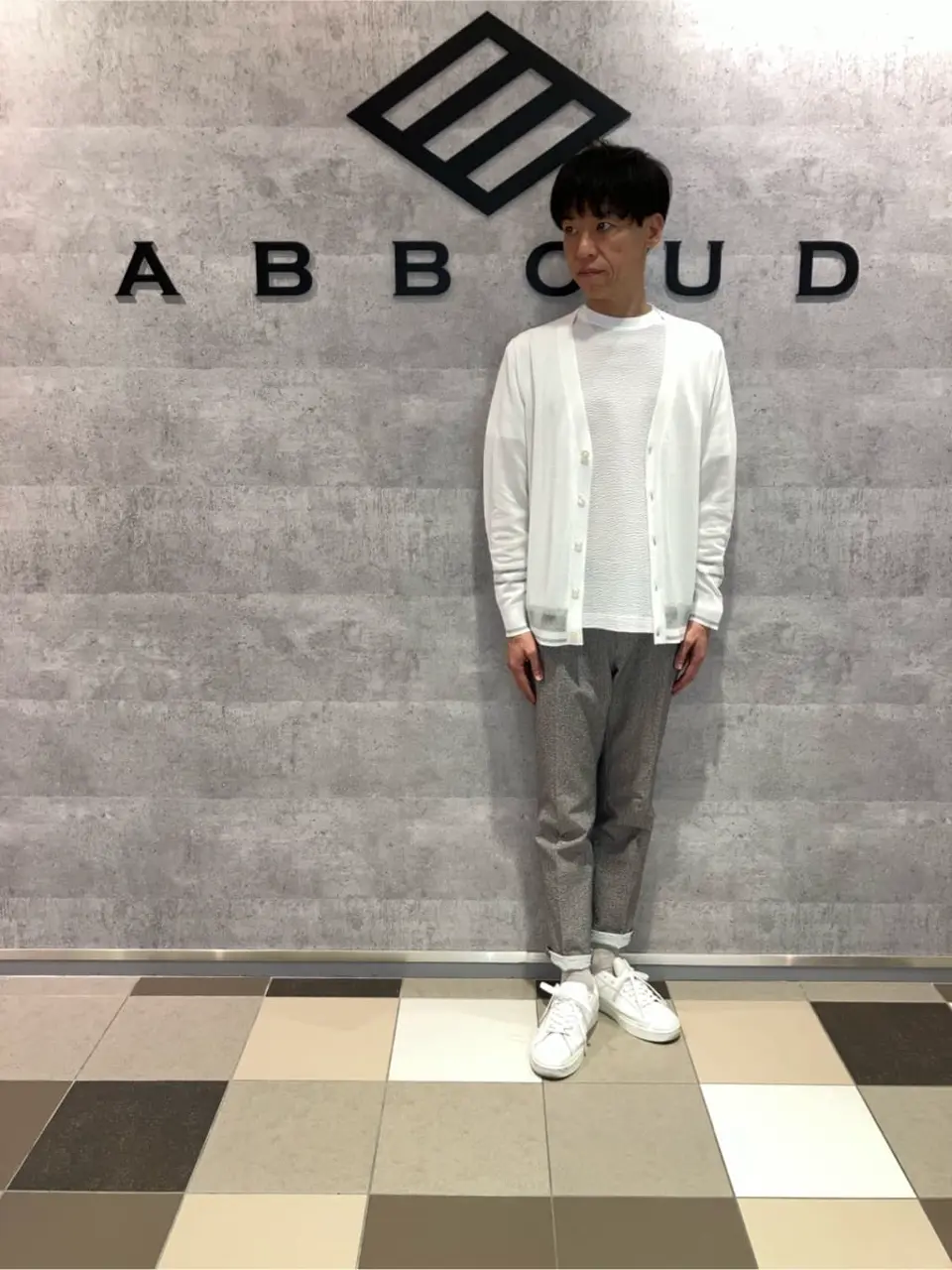 JOSEPH ABBOUD 足立 コーディネート画像