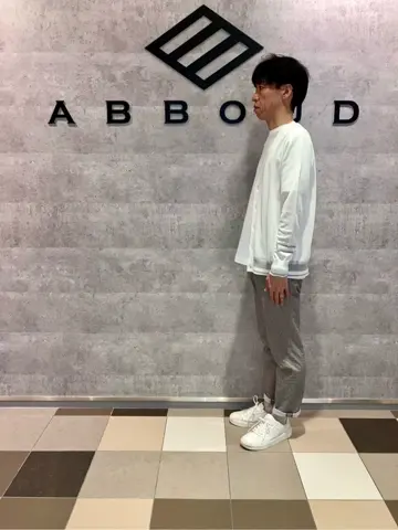 JOSEPH ABBOUD 足立 コーディネート画像