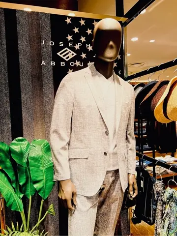 JOSEPH ABBOUD 新林 コーディネート画像