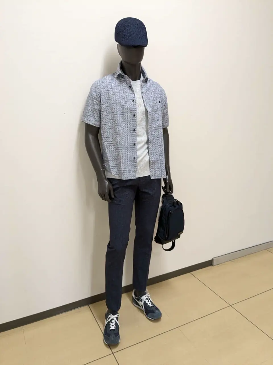 JOSEPH ABBOUD 大久 コーディネート画像