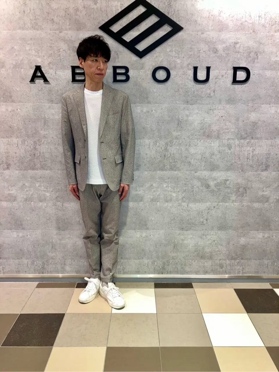 JOSEPH ABBOUD 足立 コーディネート画像