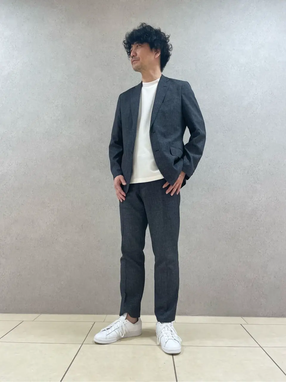 JOSEPH ABBOUD 植岡 コーディネート画像