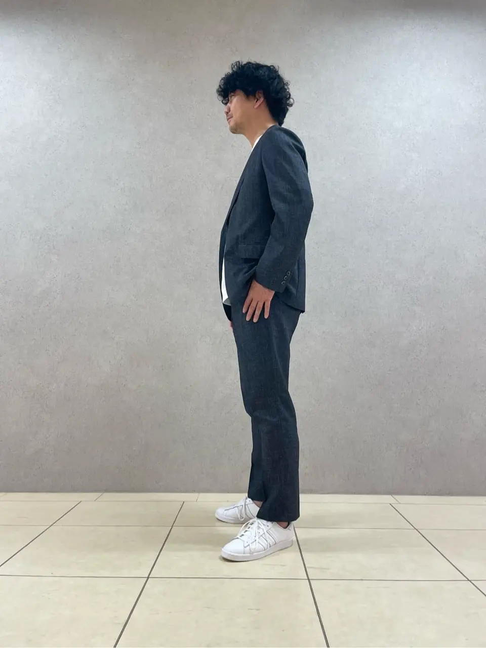 JOSEPH ABBOUD 植岡 コーディネート画像