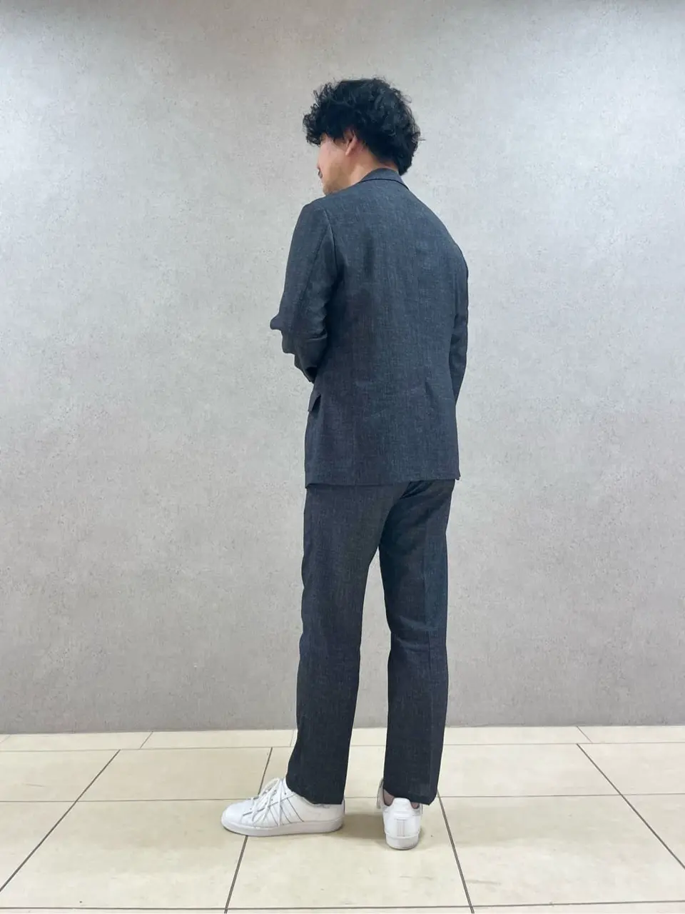 JOSEPH ABBOUD 植岡 コーディネート画像