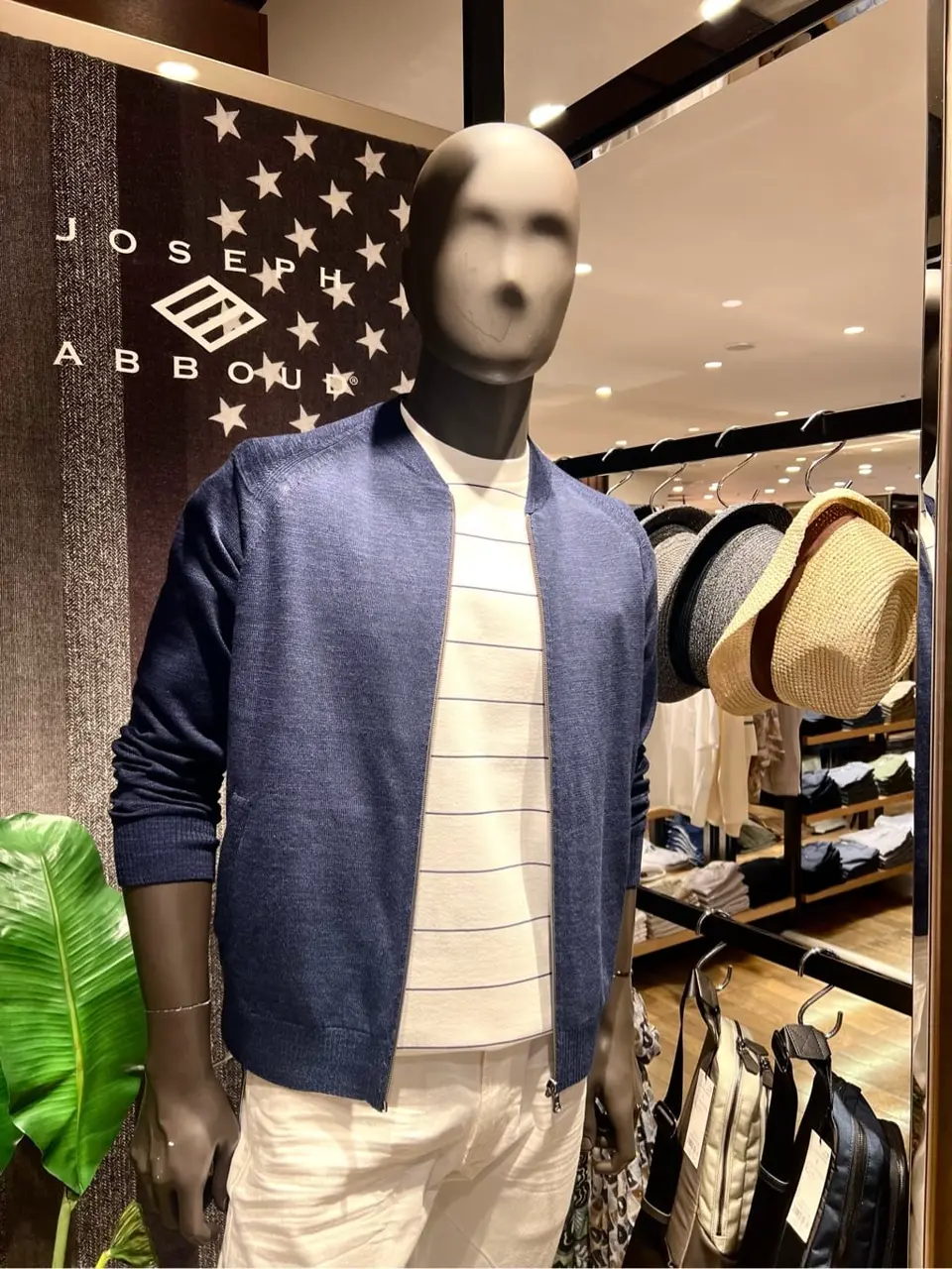 JOSEPH ABBOUD 新林 コーディネート画像