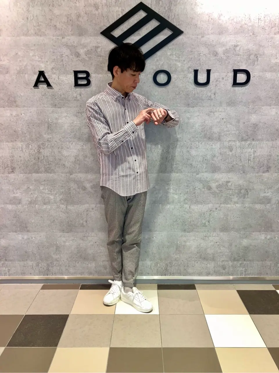 JOSEPH ABBOUD 足立 コーディネート画像