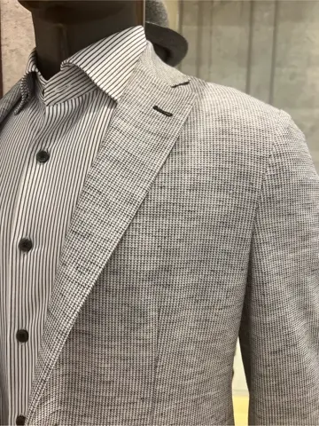 JOSEPH ABBOUD 上條 コーディネート画像