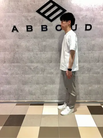 JOSEPH ABBOUD 足立 コーディネート画像