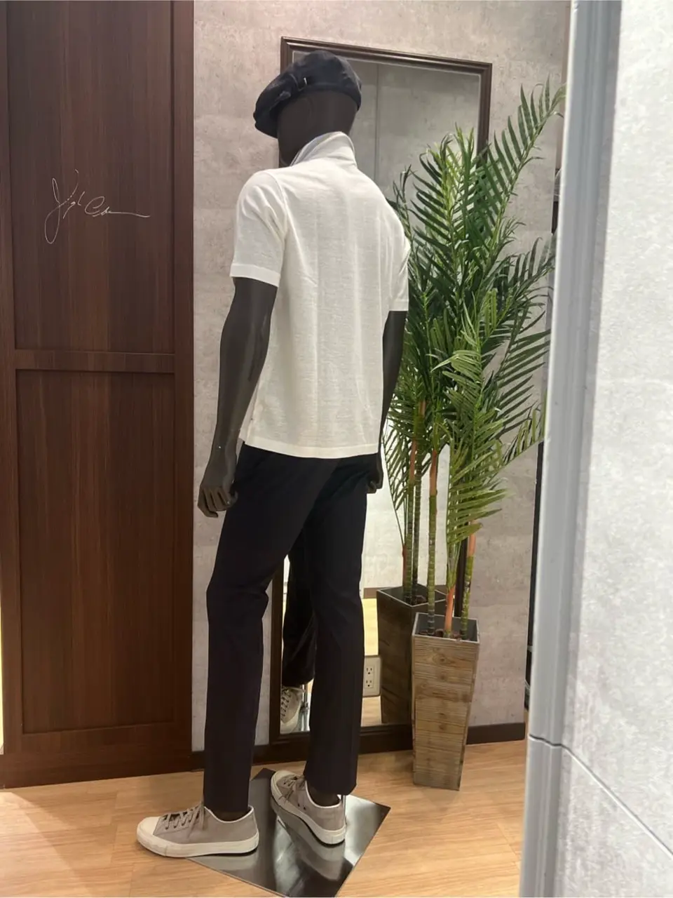 JOSEPH ABBOUD 上條 コーディネート画像