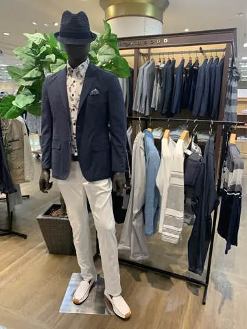 JOSEPH ABBOUD 秦 コーディネート画像