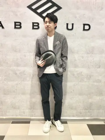 JOSEPH ABBOUD 二澤 コーディネート画像