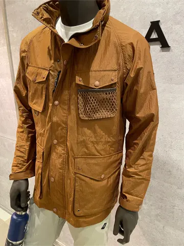 JOSEPH ABBOUD 東　 コーディネート画像