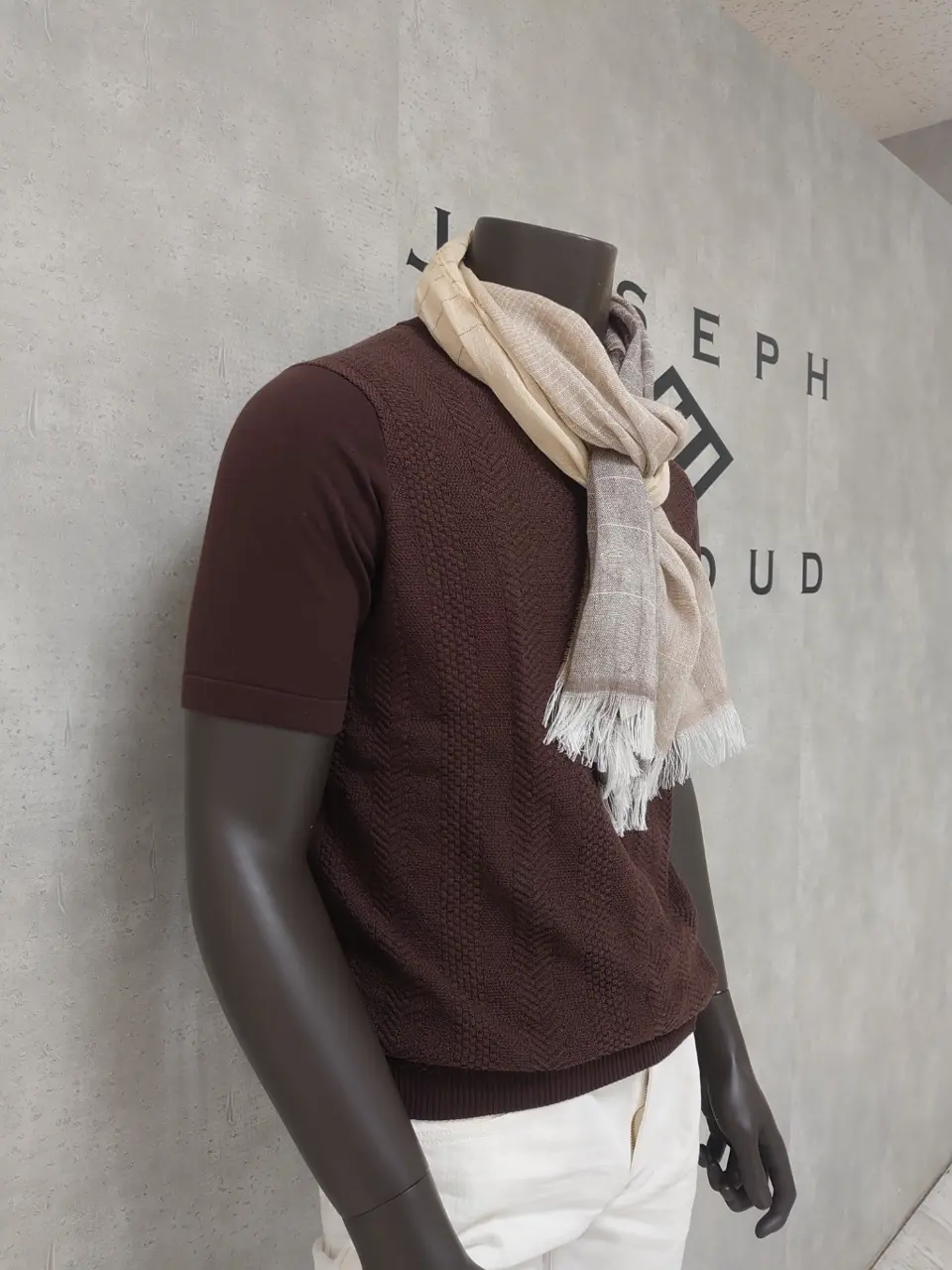 JOSEPH ABBOUD 石川 コーディネート画像