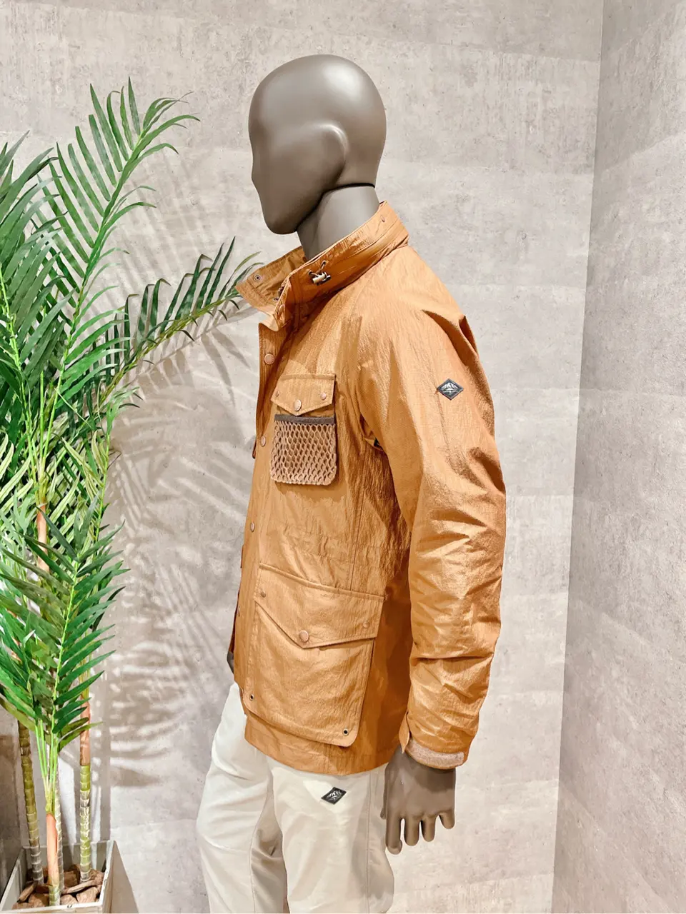 JOSEPH ABBOUD 二澤 コーディネート画像