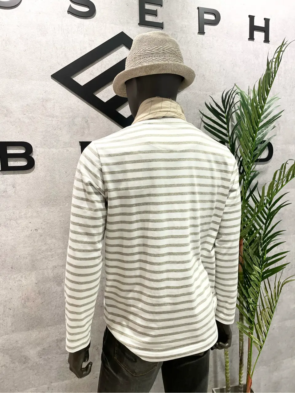 JOSEPH ABBOUD 東　 コーディネート画像