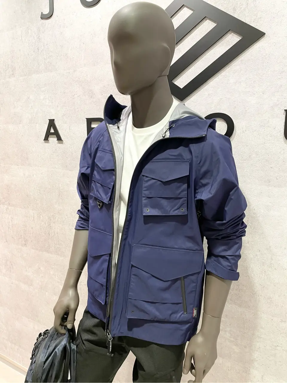 JOSEPH ABBOUD 東　 コーディネート画像