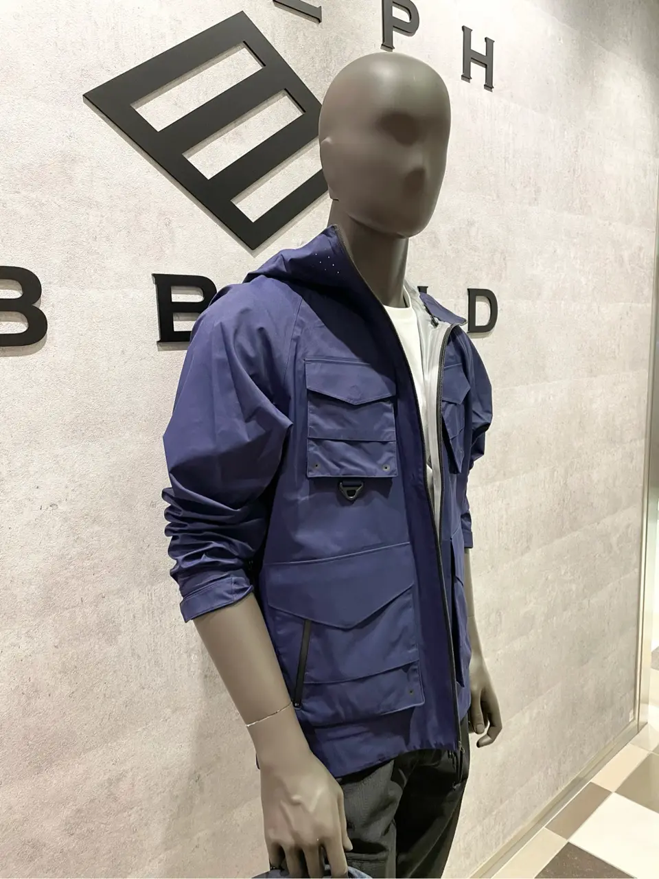 JOSEPH ABBOUD 東　 コーディネート画像