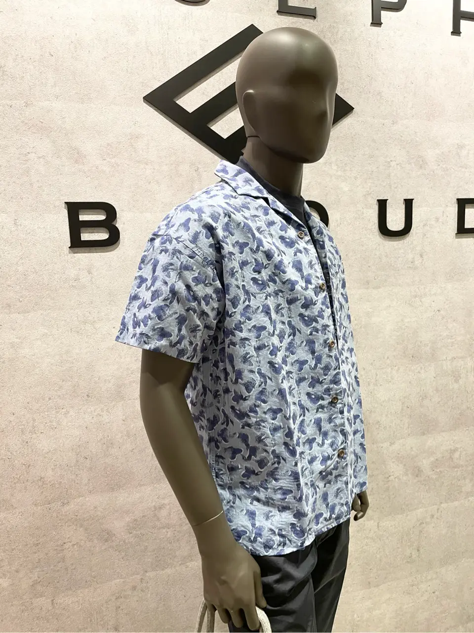 JOSEPH ABBOUD 東　 コーディネート画像