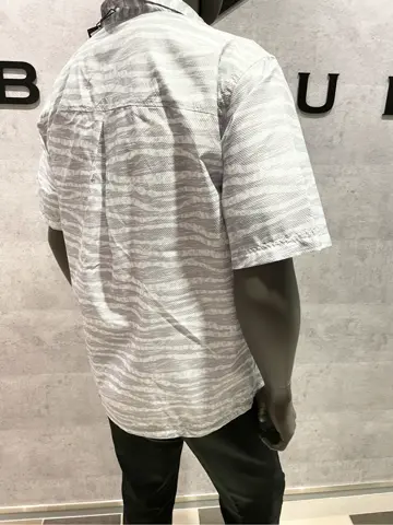 JOSEPH ABBOUD 東　 コーディネート画像